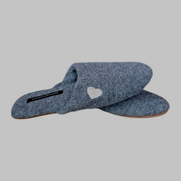 Naked Cashmere Love Mule Slippers in Smoke Gray with Silver Heart Size Medium - Picture 4 of 14